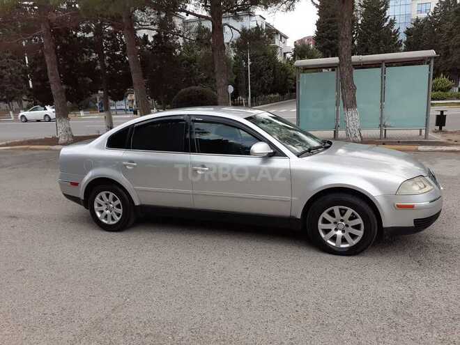 Volkswagen Passat 2004, 245,000 km - 1.8 l - Sumqayıt