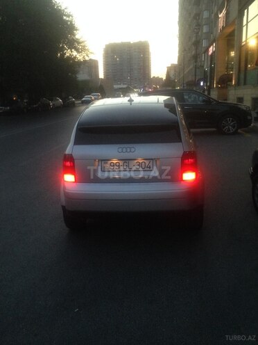 Audi  2000, 300,000 km - 0.2 л - Bakı