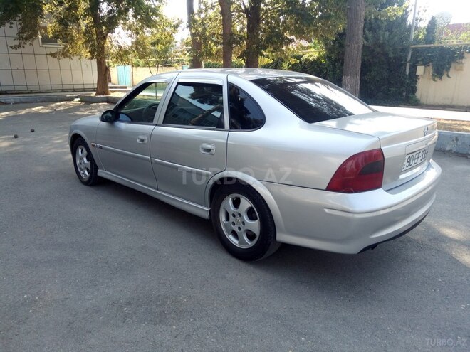 Opel Vectra 1999, 329,000 km - 2.0 l - Bakı