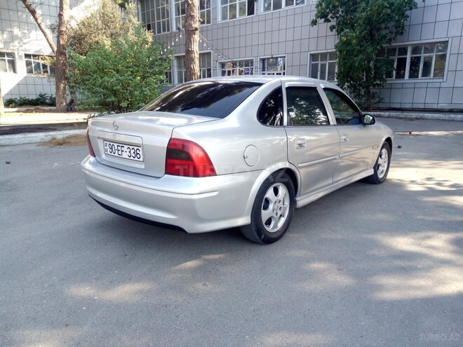 Opel Vectra 1999, 329,000 km - 2.0 l - Bakı