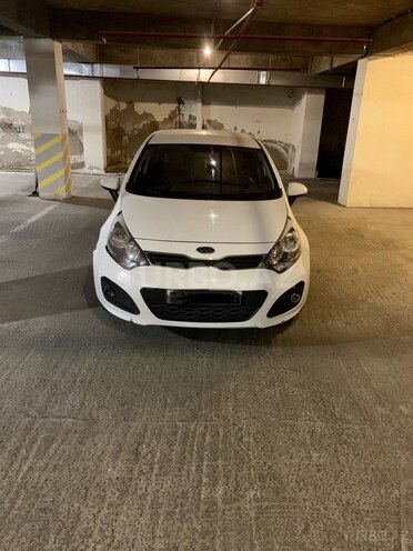 Kia Rio 2011, 170,000 km - 1.4 л - Bakı