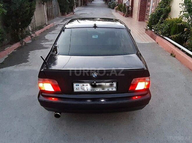 BMW 318 1993, 420,000 km - 1.8 l - Bakı