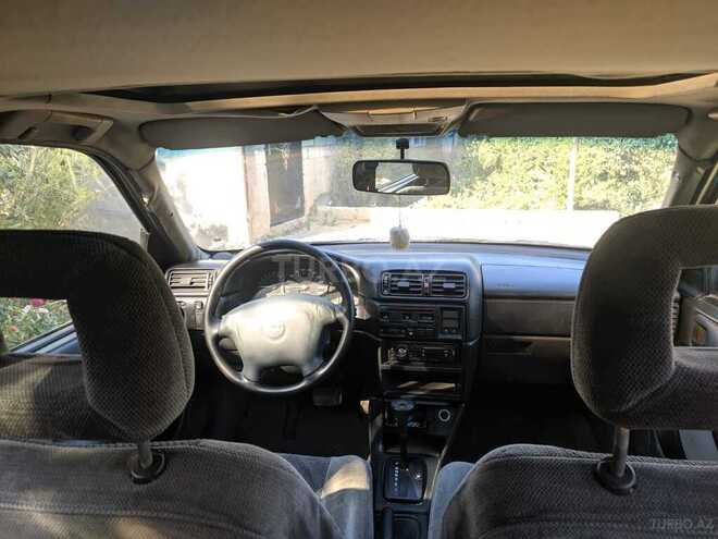 Opel Vectra 1995, 286,000 km - 2.0 l - Bakı