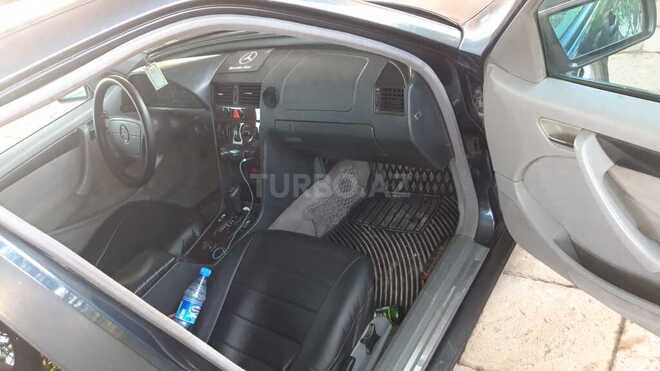 Mercedes C 220 1999, 421,000 km - 2.2 l - Salyan