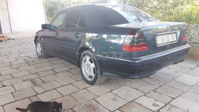 Mercedes C 220 1999, 421,000 km - 2.2 l - Salyan
