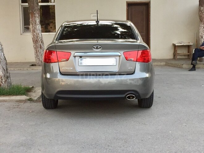 Kia Cerato 2012, 120,000 km - 2.0 l - Bakı