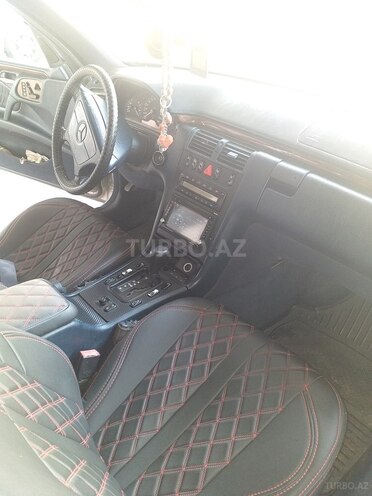 Mercedes E 320 1996, 302,317 km - 3.2 l - Bakı