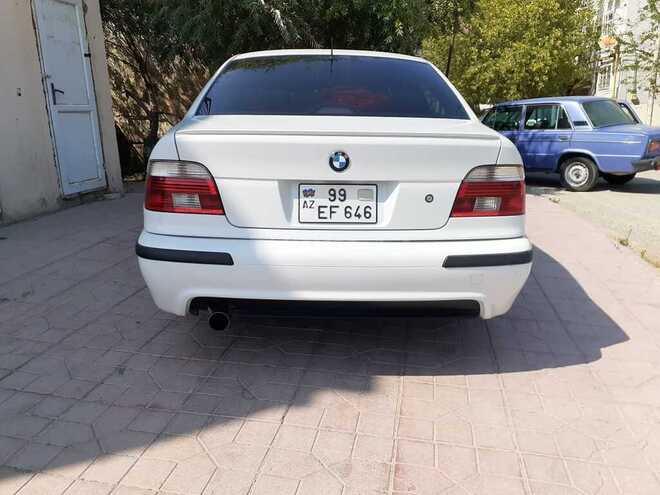 BMW 525 2001, 183,000 km - 2.5 l - Sumqayıt