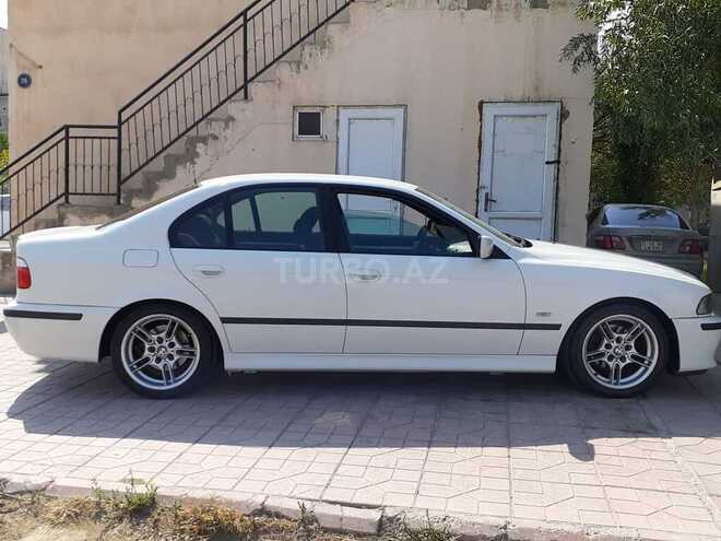 BMW 525 2001, 183,000 km - 2.5 l - Sumqayıt