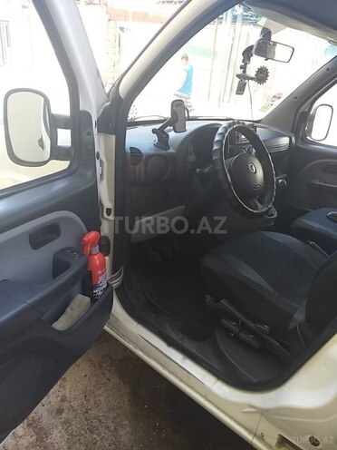 Fiat Doblo 2006, 241,416 km - 1.3 l - Bakı