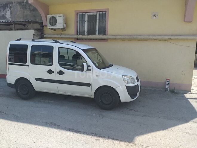 Fiat Doblo 2006, 241,416 km - 1.3 l - Bakı
