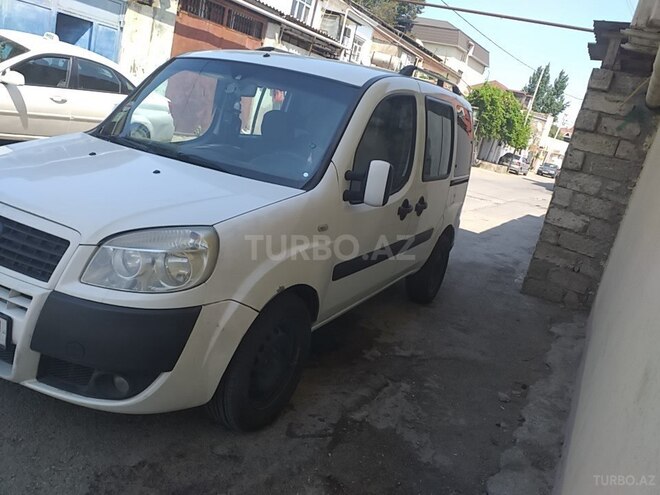 Fiat Doblo 2006, 241,416 km - 1.3 l - Bakı