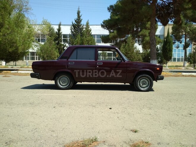 LADA (VAZ) 2107 2008, 163,000 km - 1.5 l - Salyan