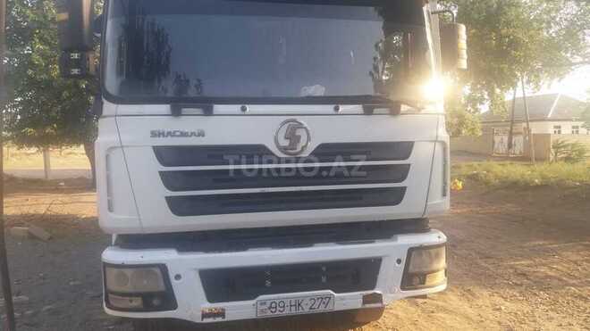 Shacman F3000 2012, 215,000 km - 12.0 l - Naftalan