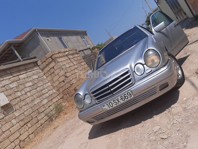 Mercedes E 230 1997, 28,500 km - 2.3 l - Bakı