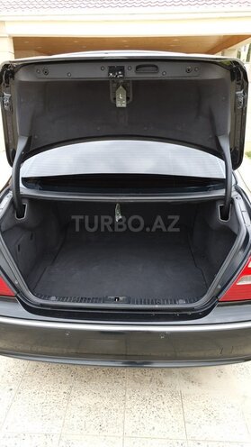 Mercedes E 240 2003, 260,000 km - 2.6 л - Bakı