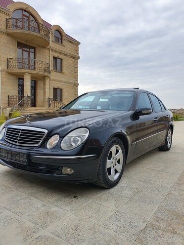 Mercedes E 240 2003, 260,000 km - 2.6 л - Bakı