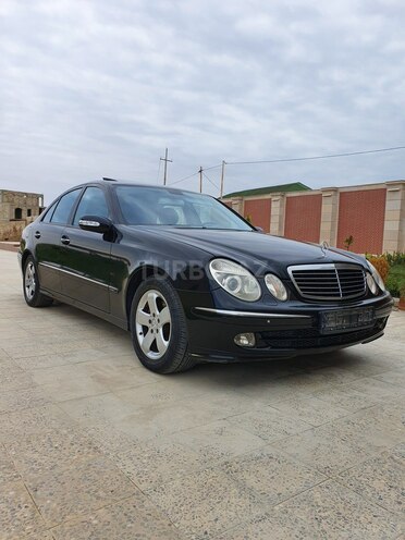 Mercedes E 240 2003, 260,000 km - 2.6 л - Bakı