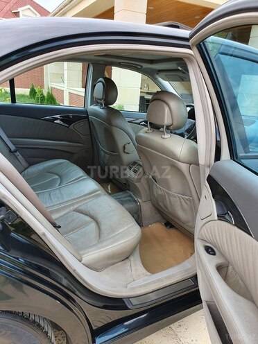 Mercedes E 240 2003, 260,000 km - 2.6 л - Bakı