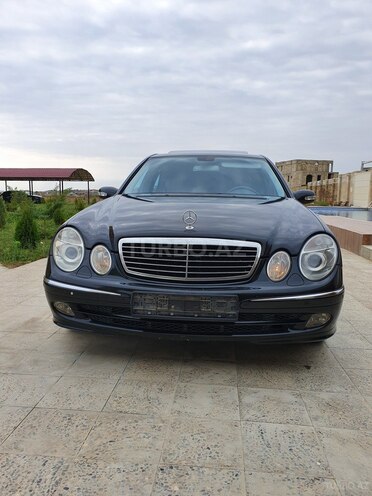 Mercedes E 240 2003, 260,000 km - 2.6 л - Bakı