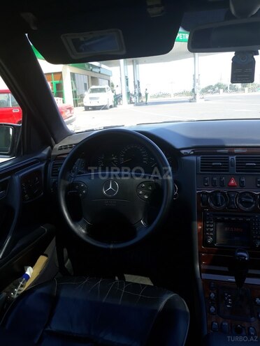 Mercedes E 270 2000, 380,000 km - 2.7 l - Bakı