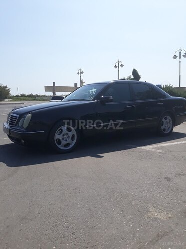 Mercedes E 270 2000, 380,000 km - 2.7 l - Bakı