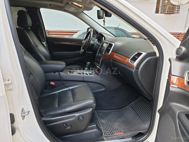 Jeep Grand Cherokee 2012, 175,000 km - 3.6 л - Bakı