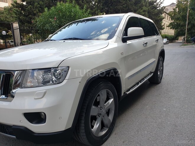 Jeep Grand Cherokee 2012, 175,000 km - 3.6 л - Bakı