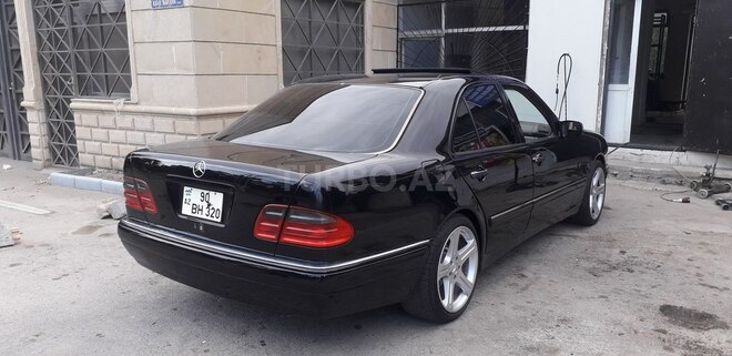 Mercedes E 320 1996, 298,000 km - 3.2 l - Bakı