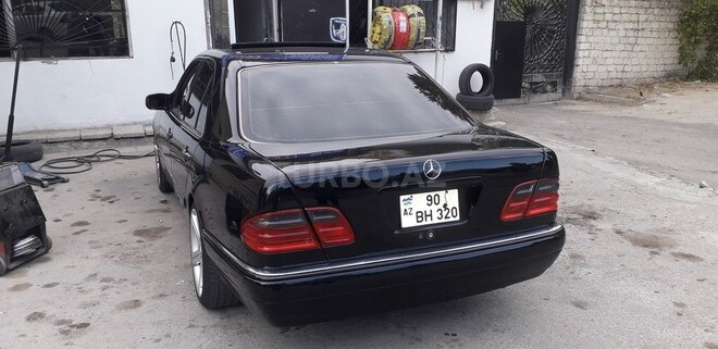 Mercedes E 320 1996, 298,000 km - 3.2 l - Bakı
