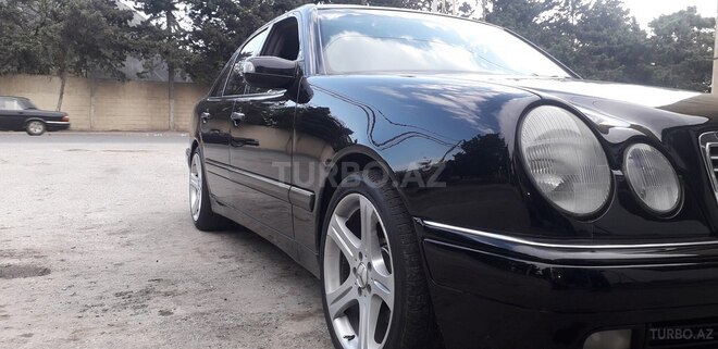 Mercedes E 320 1996, 298,000 km - 3.2 l - Bakı