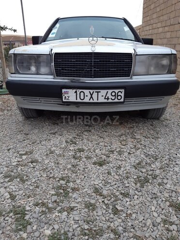 Mercedes 190 1988, 9,876,520 km - 2.5 l - Şamaxı