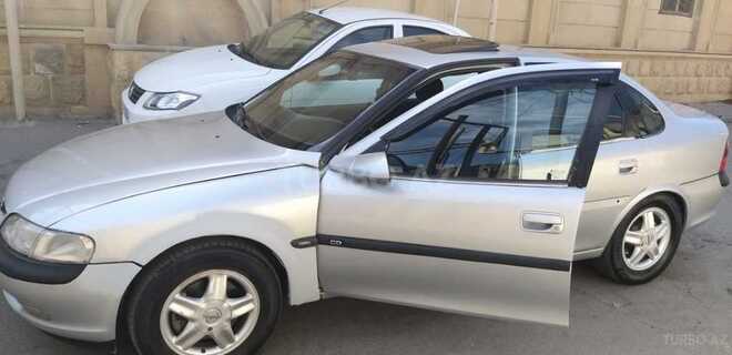 Opel Vectra 1998, 256,651 km - 2.0 л - Bakı
