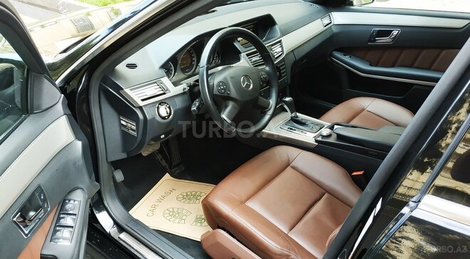 Mercedes E 220 2009, 174,000 km - 2.2 l - Bakı