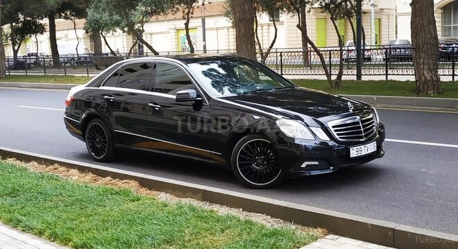 Mercedes E 220 2009, 174,000 km - 2.2 l - Bakı