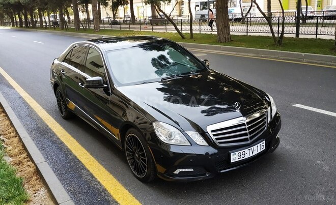 Mercedes E 220 2009, 174,000 km - 2.2 l - Bakı