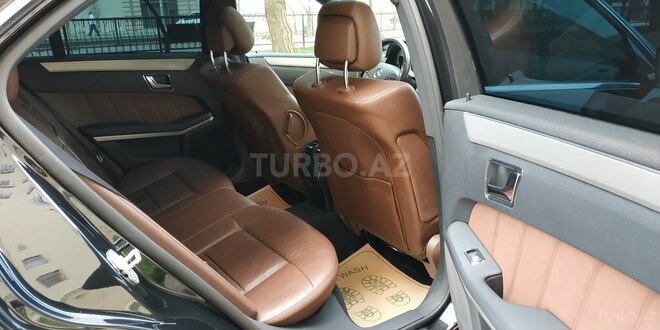 Mercedes E 220 2009, 174,000 km - 2.2 l - Bakı