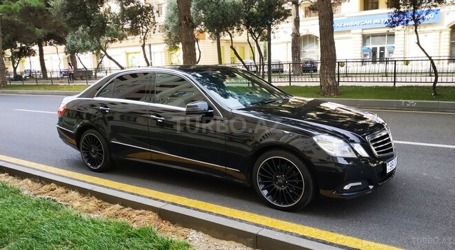 Mercedes E 220 2009, 174,000 km - 2.2 l - Bakı
