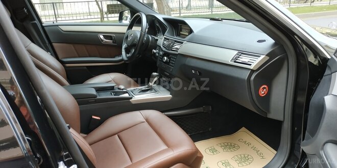 Mercedes E 220 2009, 174,000 km - 2.2 l - Bakı