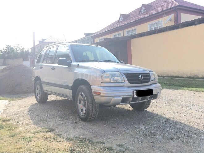 Suzuki Grand Vitara 2002, 264,177 km - 2.0 л - Quba