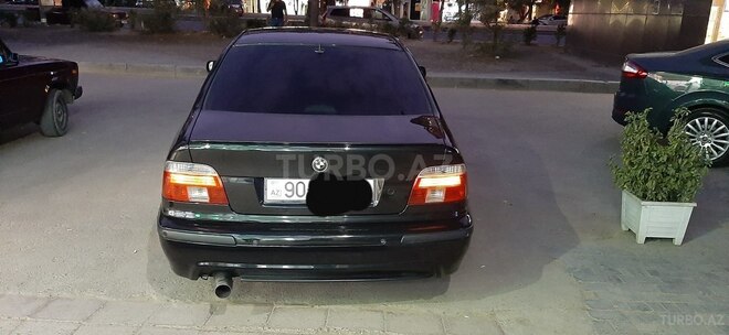 BMW 528 2000, 300,000 km - 2.8 l - Bakı