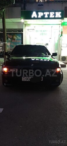 BMW 528 2000, 300,000 km - 2.8 l - Bakı