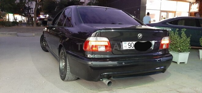 BMW 528 2000, 300,000 km - 2.8 l - Bakı