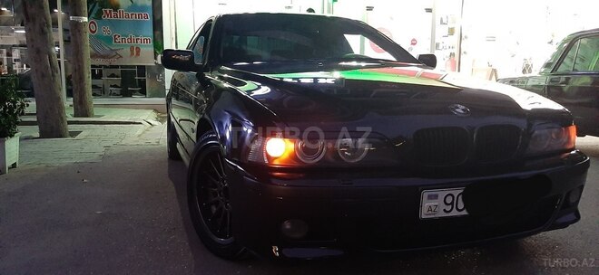 BMW 528 2000, 300,000 km - 2.8 l - Bakı