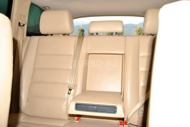 Volkswagen Touareg 2004, 274,000 km - 3.2 l - Bakı