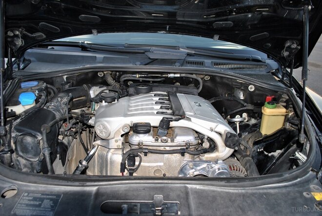 Volkswagen Touareg 2004, 274,000 km - 3.2 l - Bakı