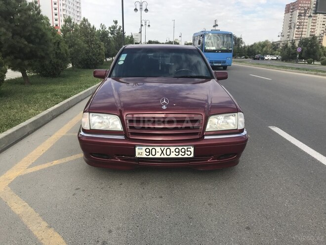 Mercedes C 240 1999, 289,604 km - 2.4 l - Bakı
