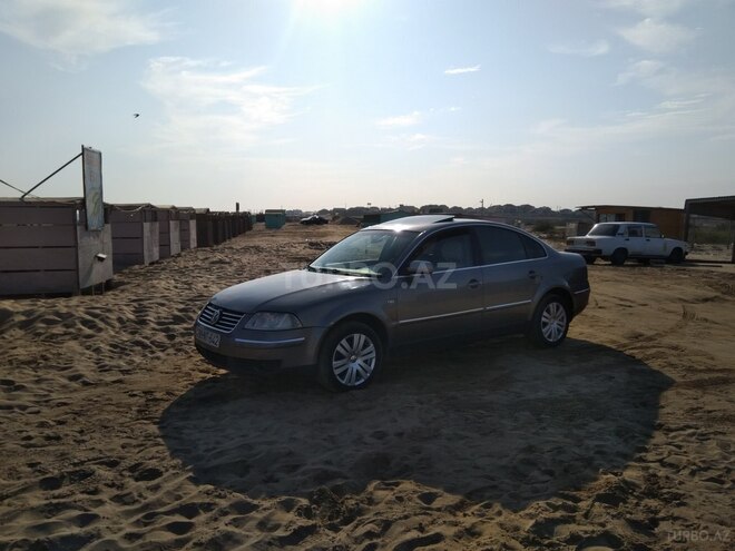 Volkswagen Passat 2003, 250,000 km - 1.8 l - Bakı