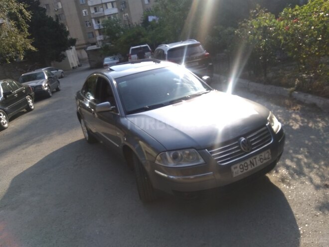 Volkswagen Passat 2003, 250,000 km - 1.8 l - Bakı