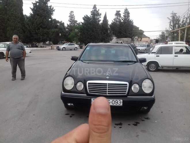 Mercedes E 320 1998, 390,000 km - 3.2 l - Bakı